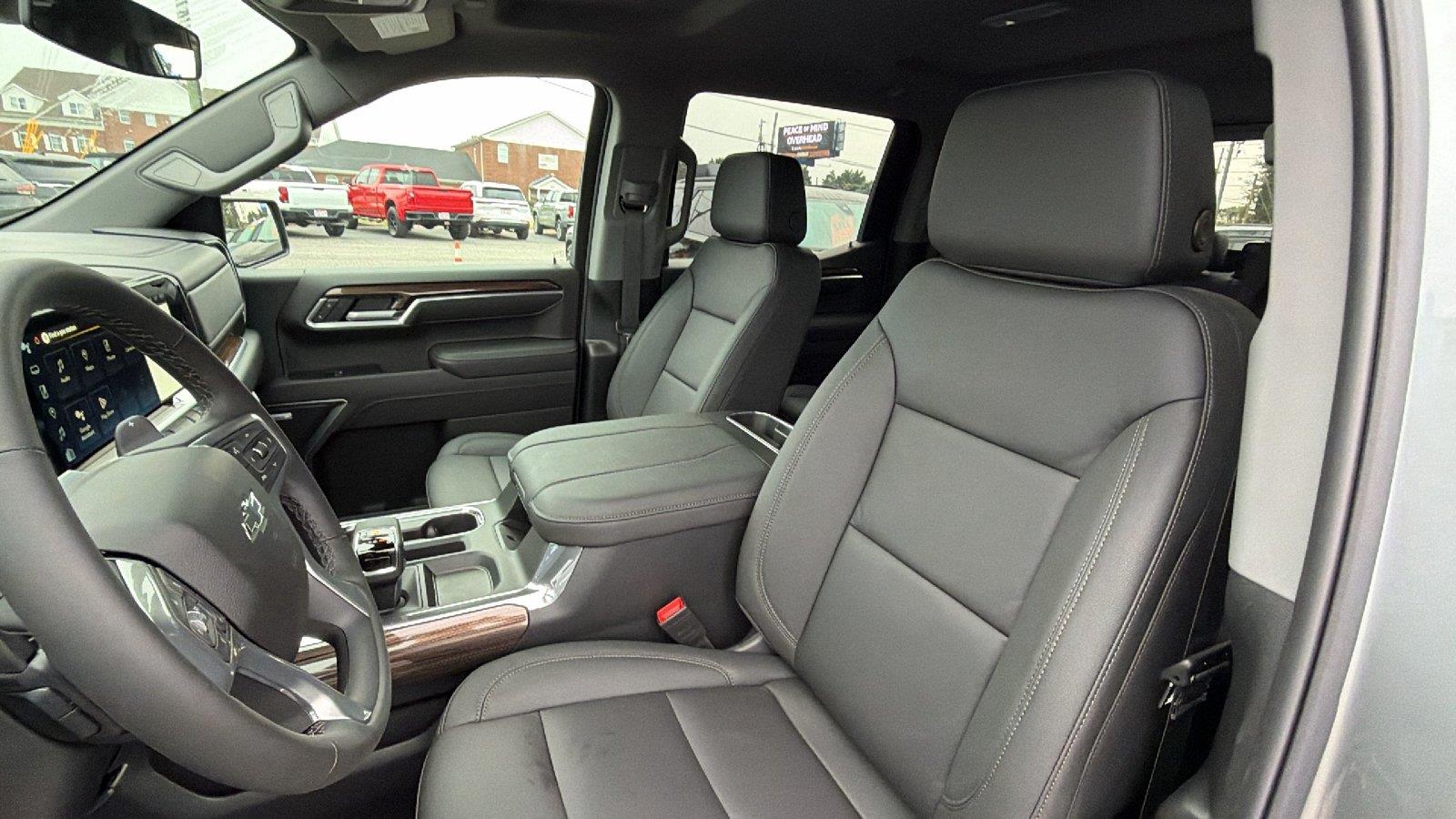 2026 Chevrolet Silverado 1500 RST - Photo 17