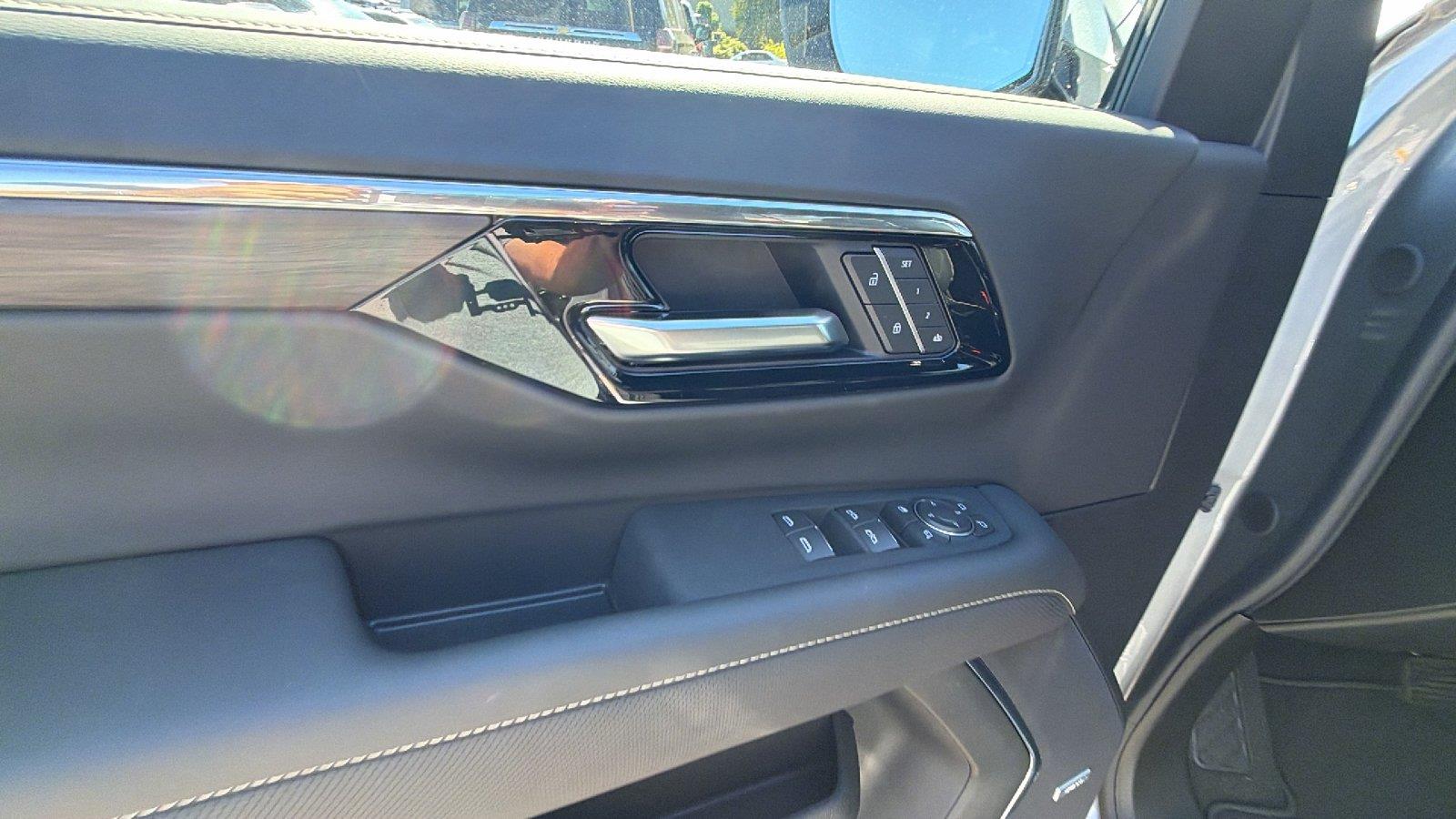 2027 Chevrolet Tahoe Premier - Photo 17
