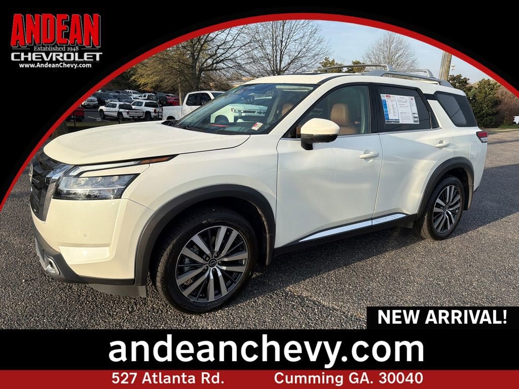 Used 2022 Nissan Pathfinder Platinum 4WD SUV