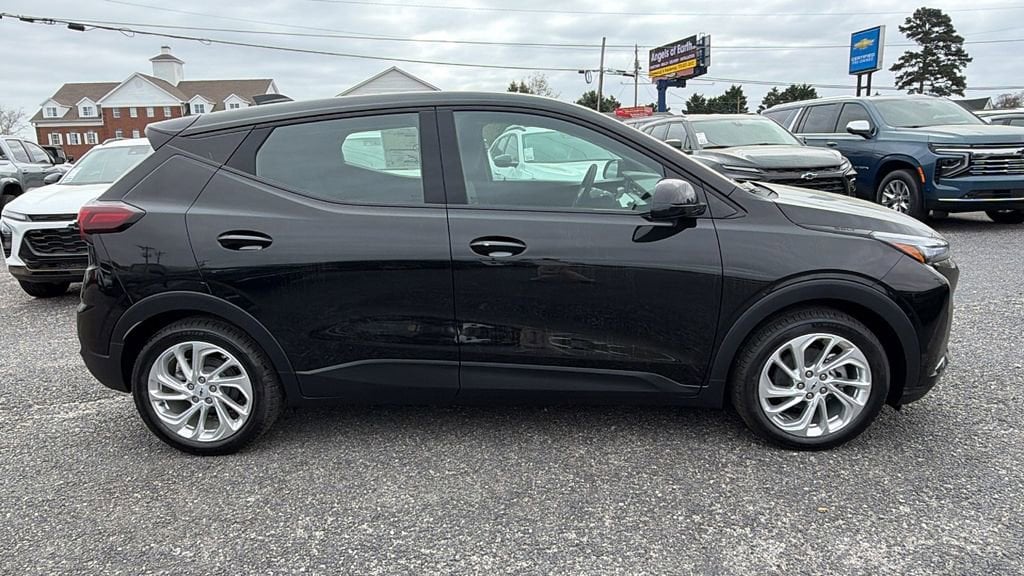 New 2027 Chevrolet Bolt LT SUV