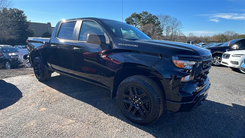 New 2026 Chevrolet Silverado 1500 Custom Truck
