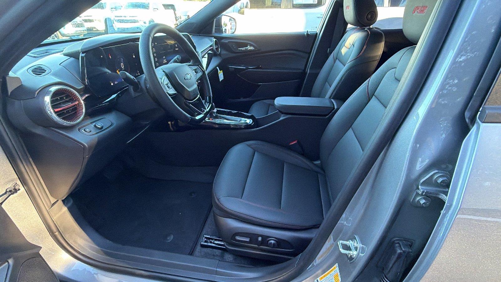 2026 Chevrolet Trax RS - Photo 17