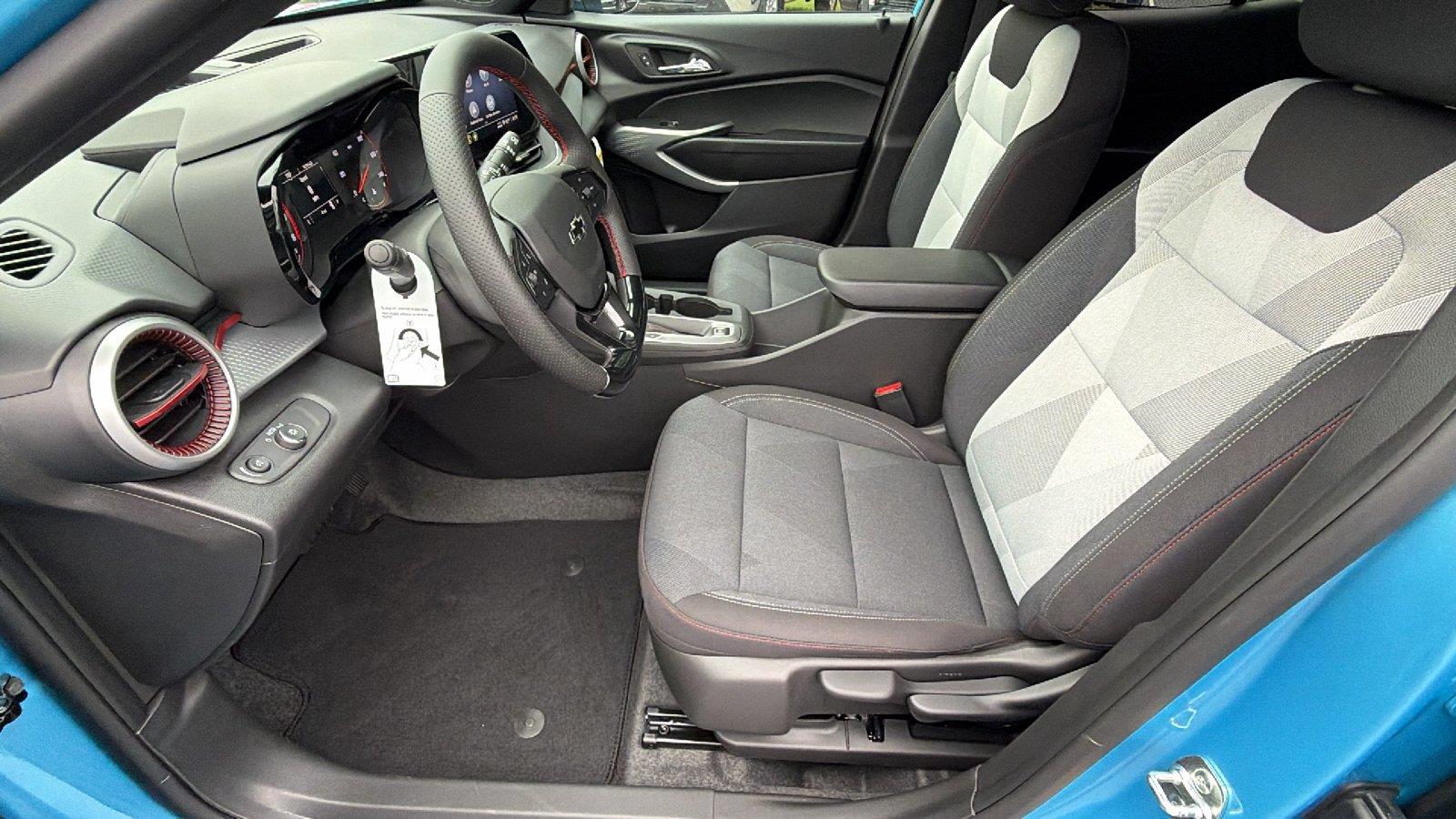 2026 Chevrolet Trax RS - Photo 16