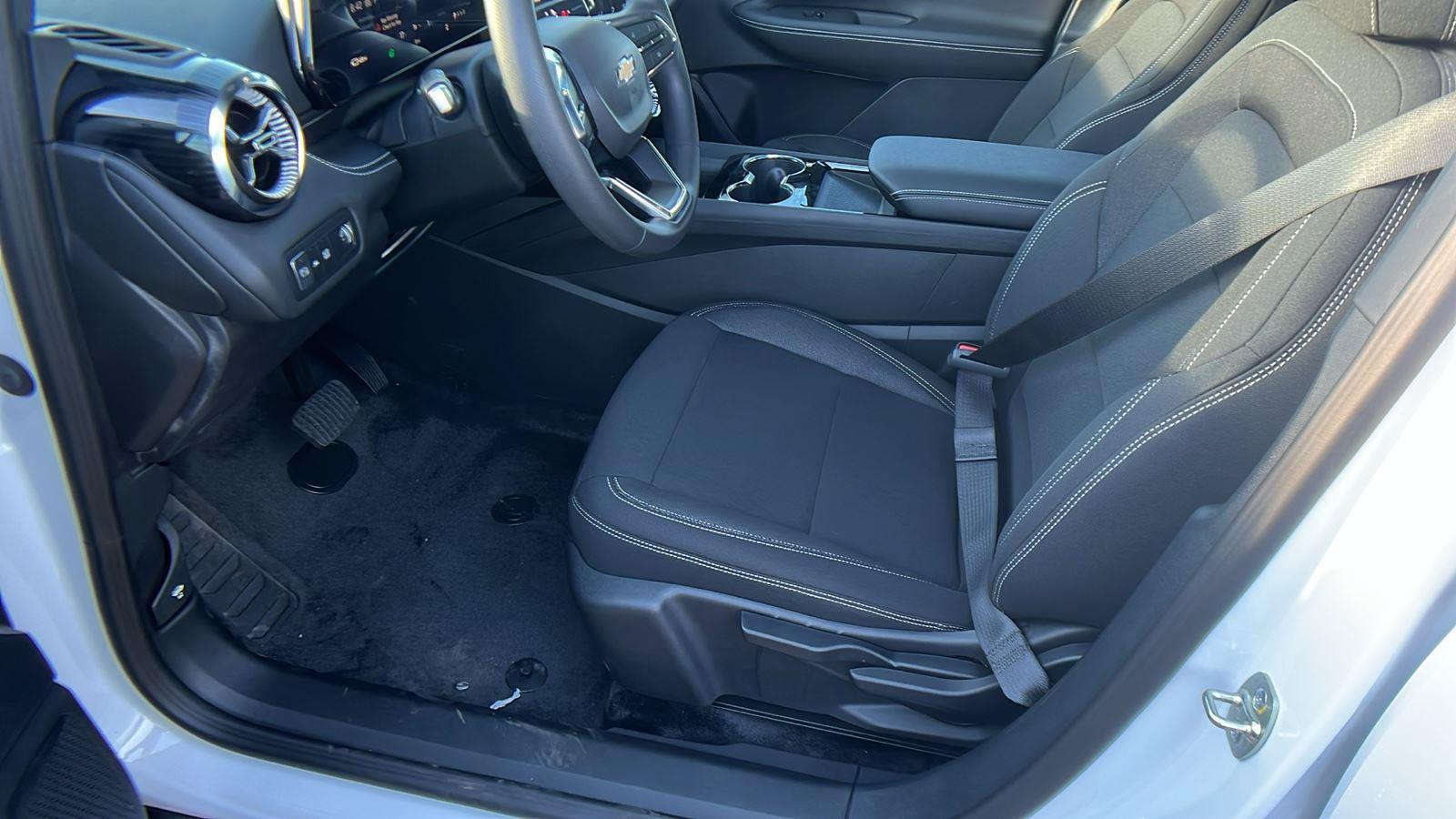 2026 Chevrolet Blazer EV LT - Photo 13