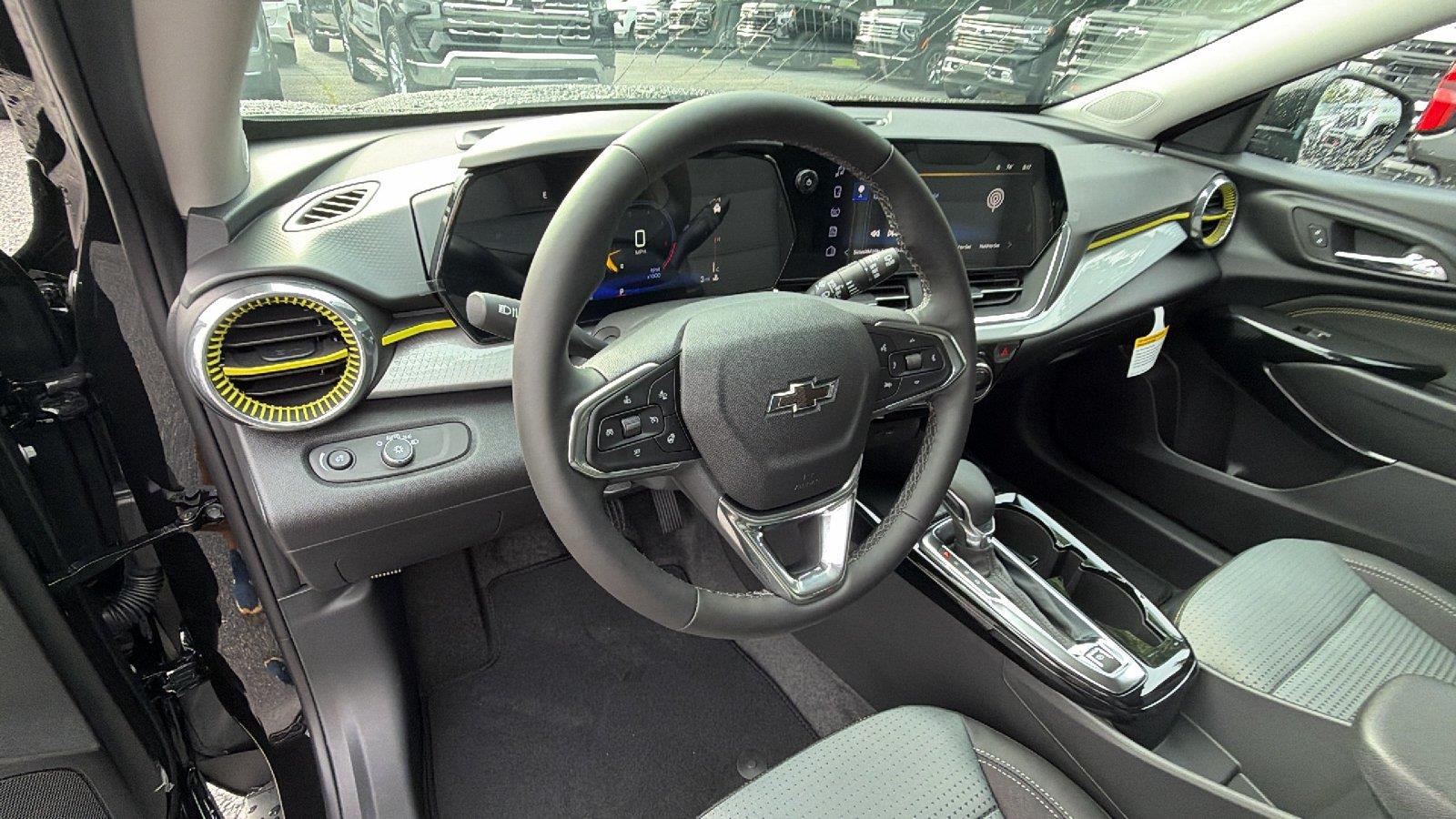 2026 Chevrolet Trax LT - Photo 19