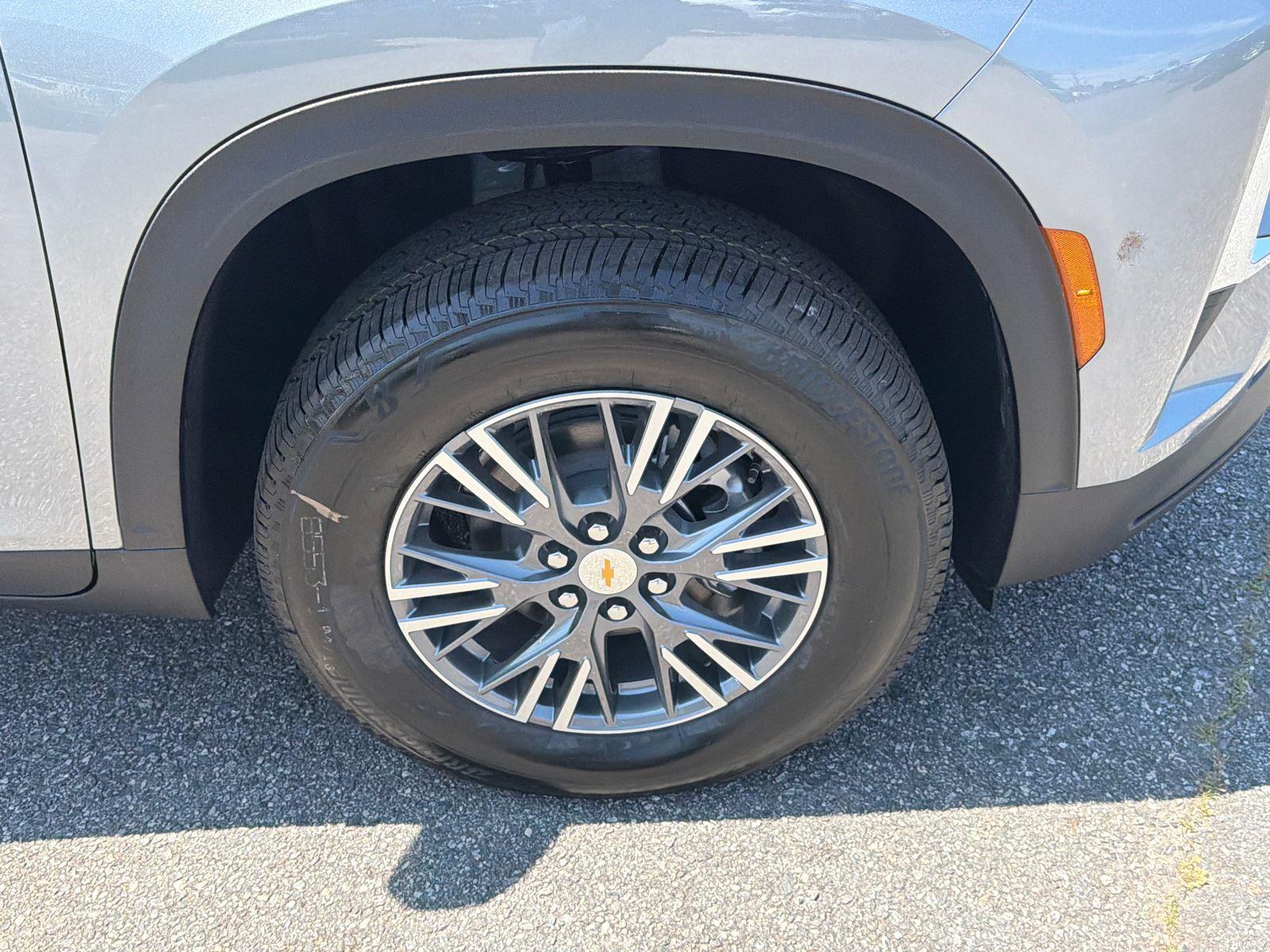 2026 Chevrolet Traverse LT - Photo 12