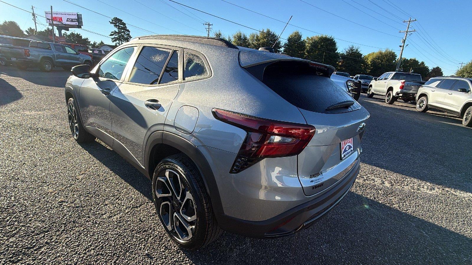2026 Chevrolet Trax RS - Photo 11