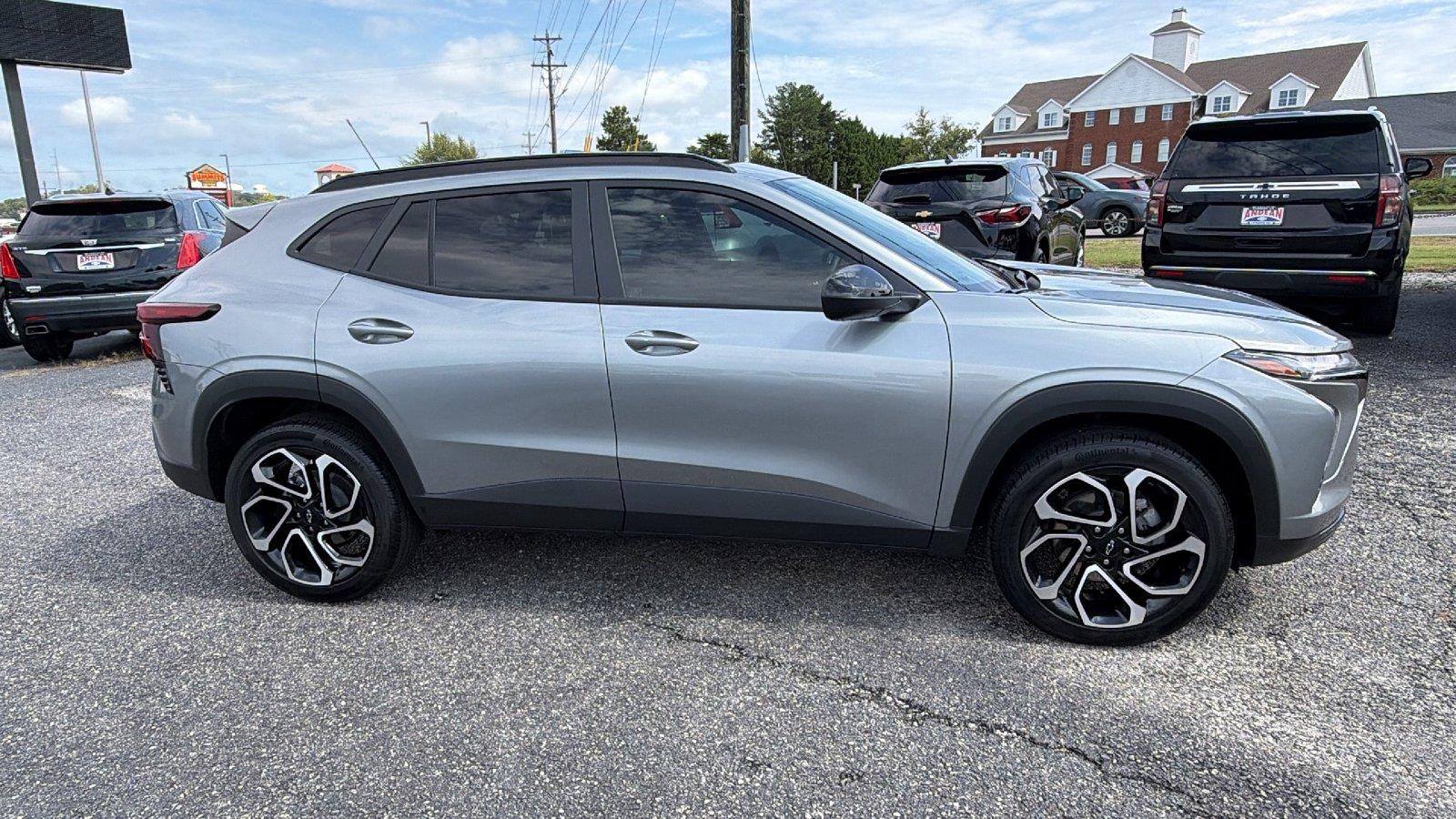 2026 Chevrolet Trax RS - Photo 7
