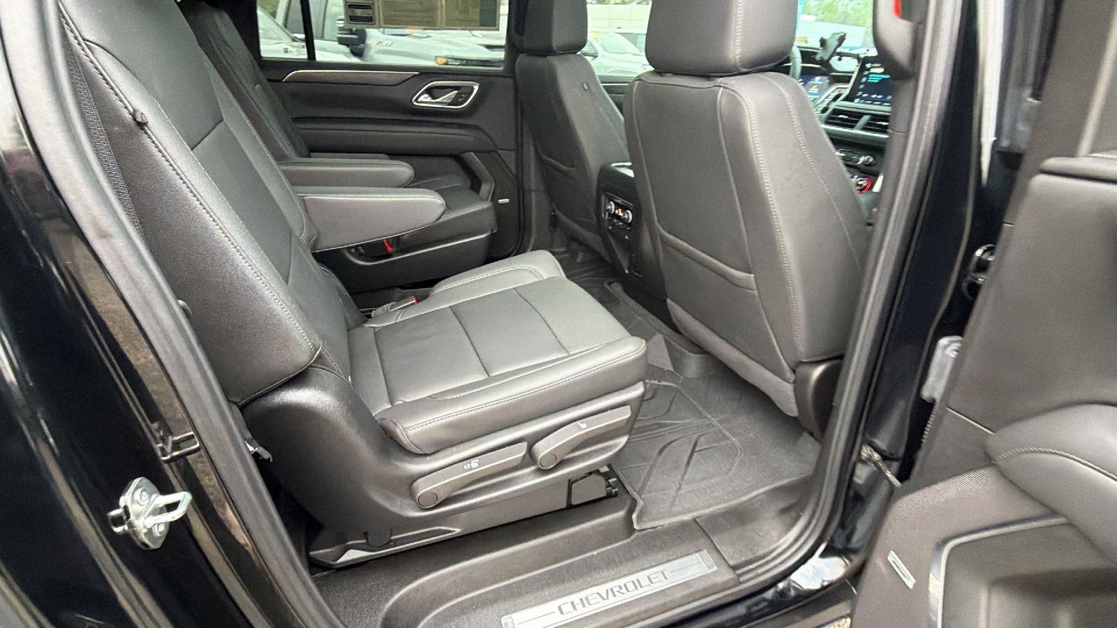 2024 Chevrolet Suburban Z71 - Photo 19