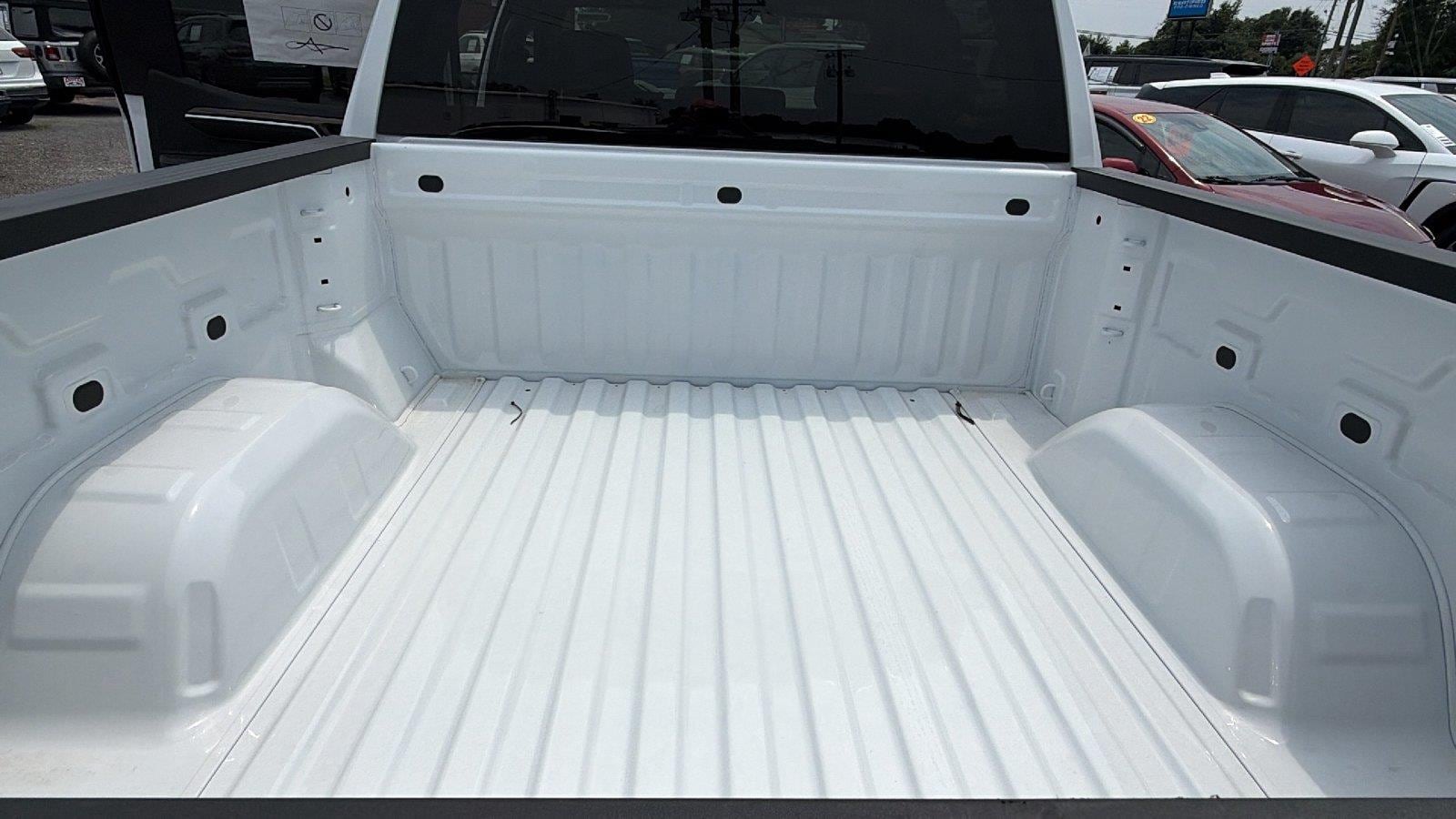 2026 Chevrolet Silverado 1500 RST - Photo 13
