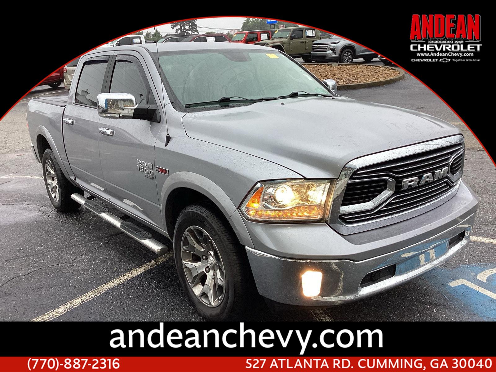 2019 RAM 1500 Classic Laramie Crew Cab 5'7's photo