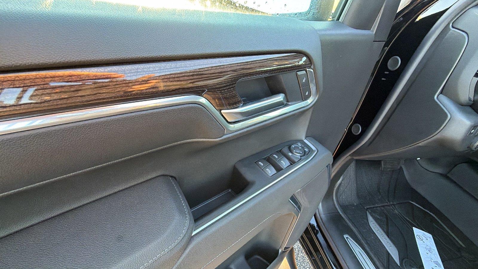 2026 Chevrolet Silverado 1500 RST - Photo 15