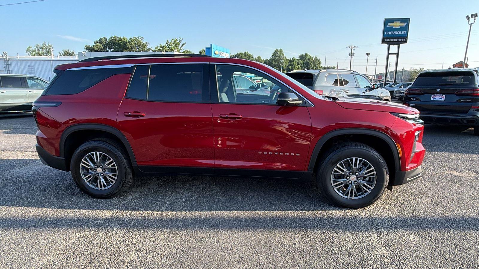 2026 Chevrolet Traverse LT - Photo 5