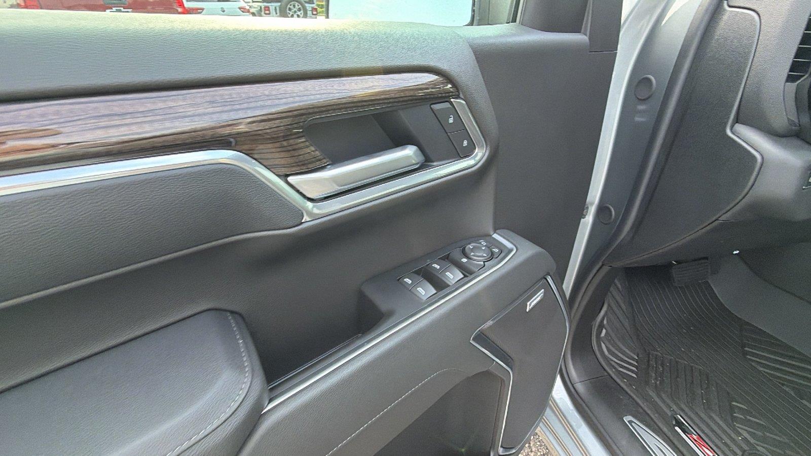 2026 Chevrolet Silverado 1500 RST - Photo 15