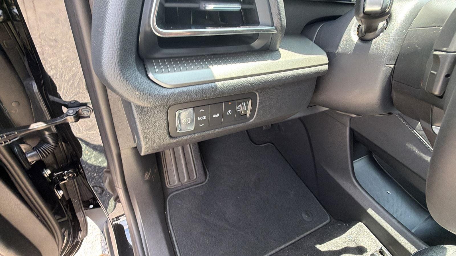 2026 Chevrolet Traverse LT - Photo 18