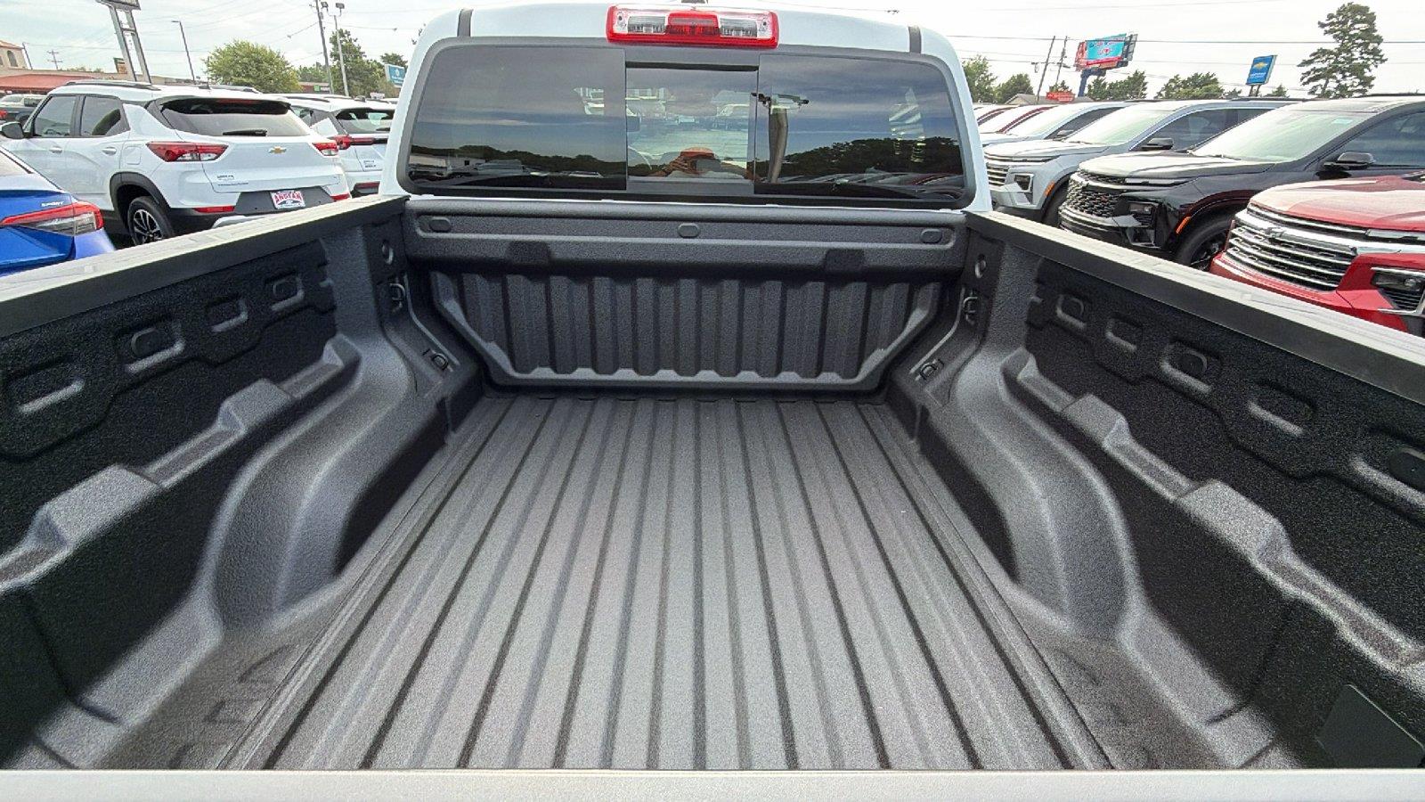 2026 Chevrolet Colorado Work Truck - Photo 13