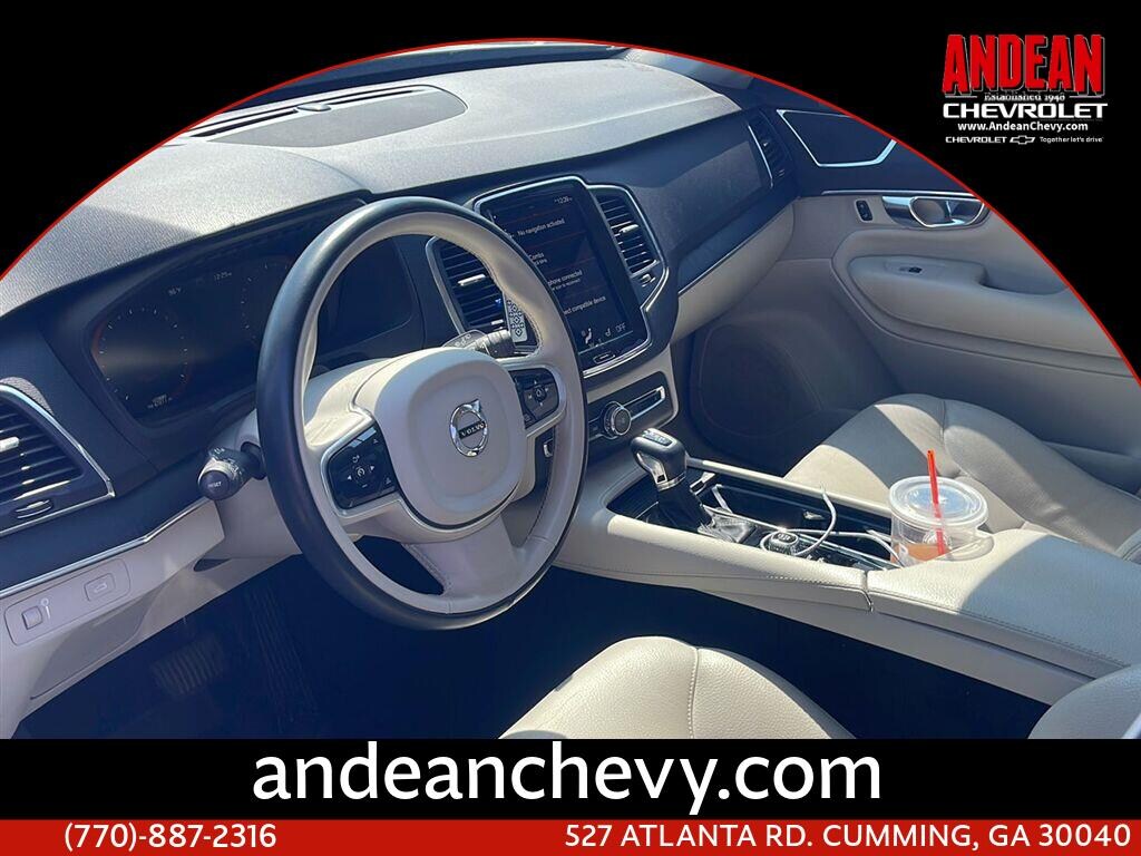 Used 2020 Volvo XC90 T5 Momentum 7 Passenger SUV