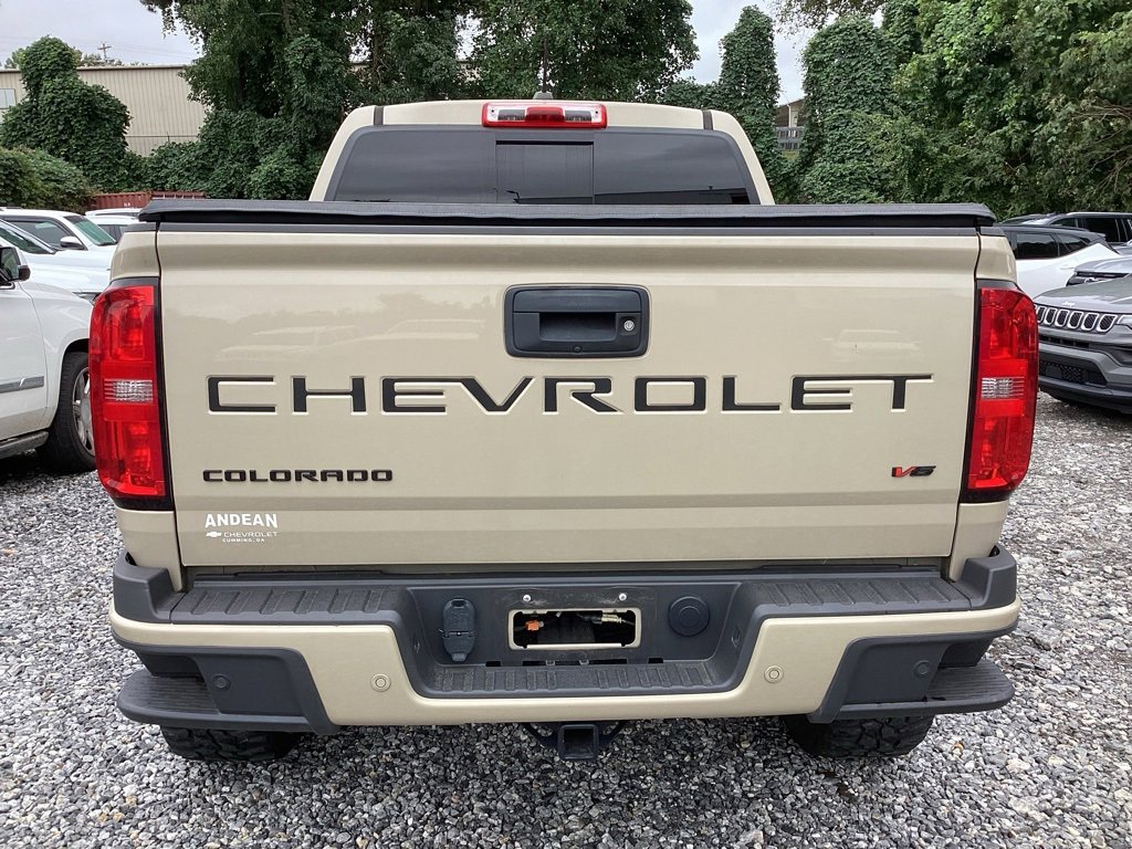 2022 Chevrolet Colorado Z71 photo 2