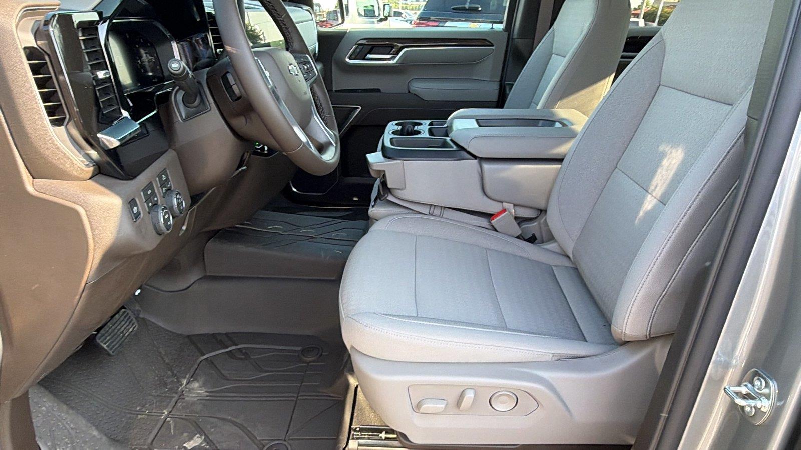 2026 Chevrolet Silverado 1500 RST - Photo 15