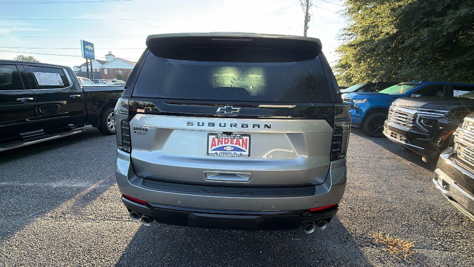 2026 Chevrolet Suburban Z71 - Photo 9
