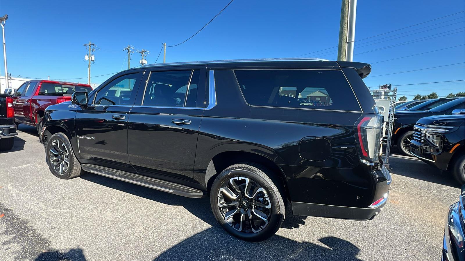 2026 Chevrolet Suburban High Country - Photo 7