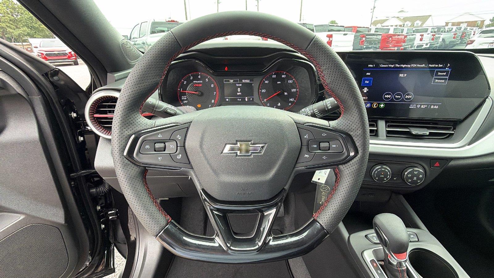2026 Chevrolet Trax RS - Photo 18