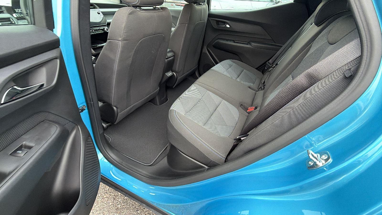 2027 Chevrolet Bolt LT - Photo 16