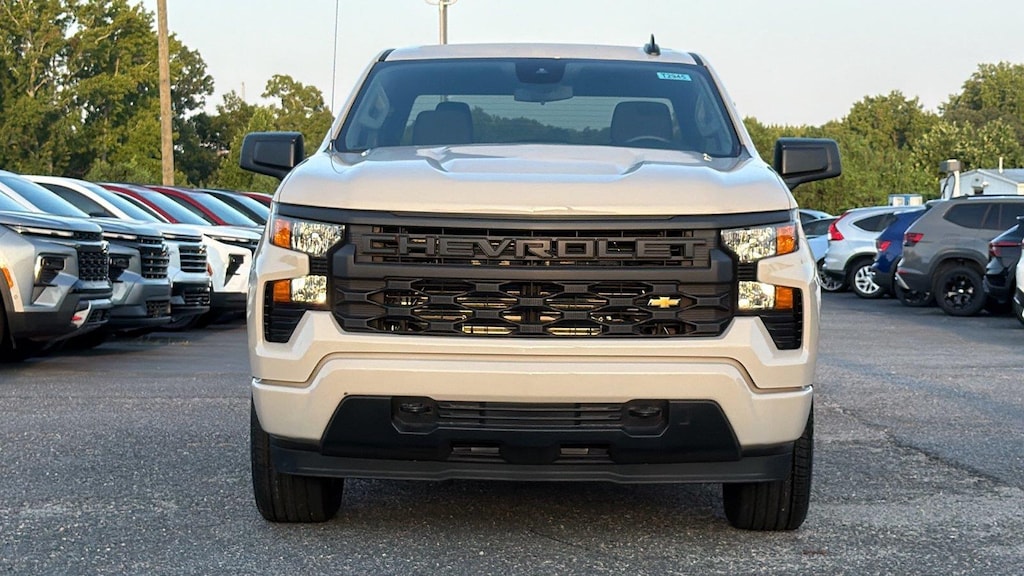 New 2026 Chevrolet Silverado 1500 Custom Truck