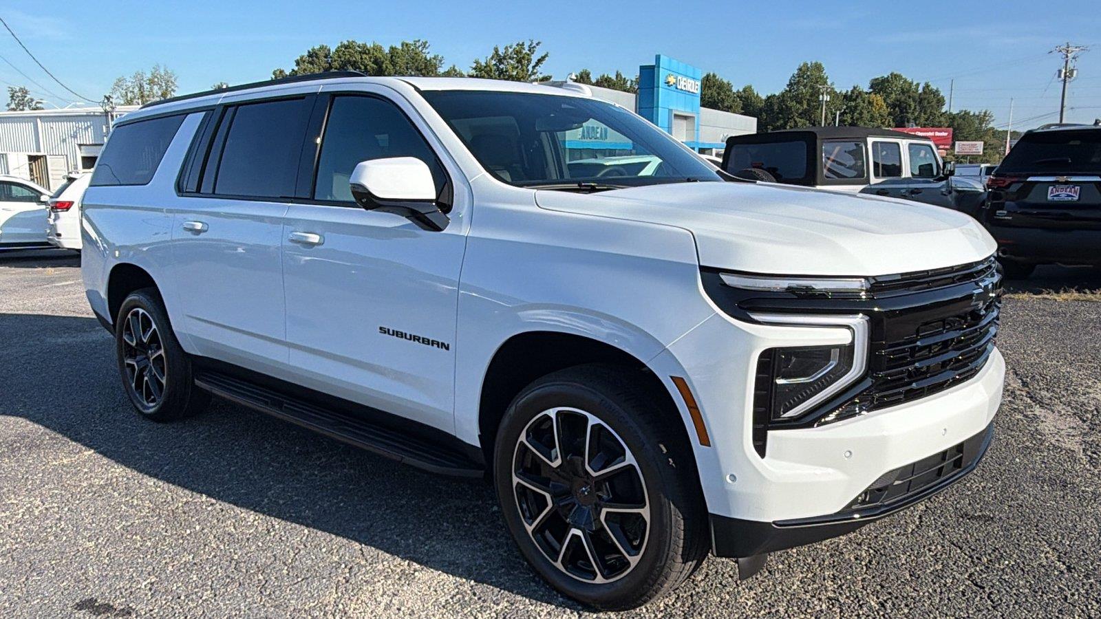 2026 Chevrolet Suburban RST - Photo 6