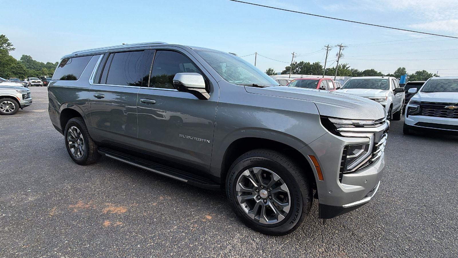 2026 Chevrolet Suburban LT - Photo 6