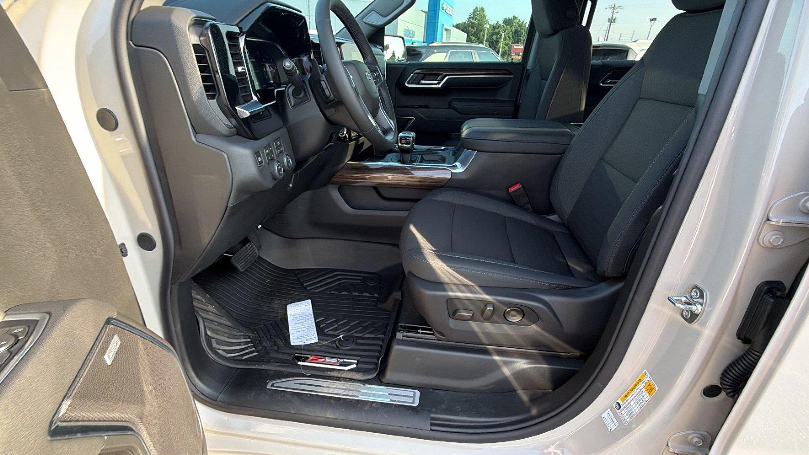 2026 Chevrolet Silverado 1500 RST - Photo 16