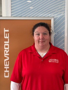 Staff member Megan Burney from ID_6ea70b1ff8ca