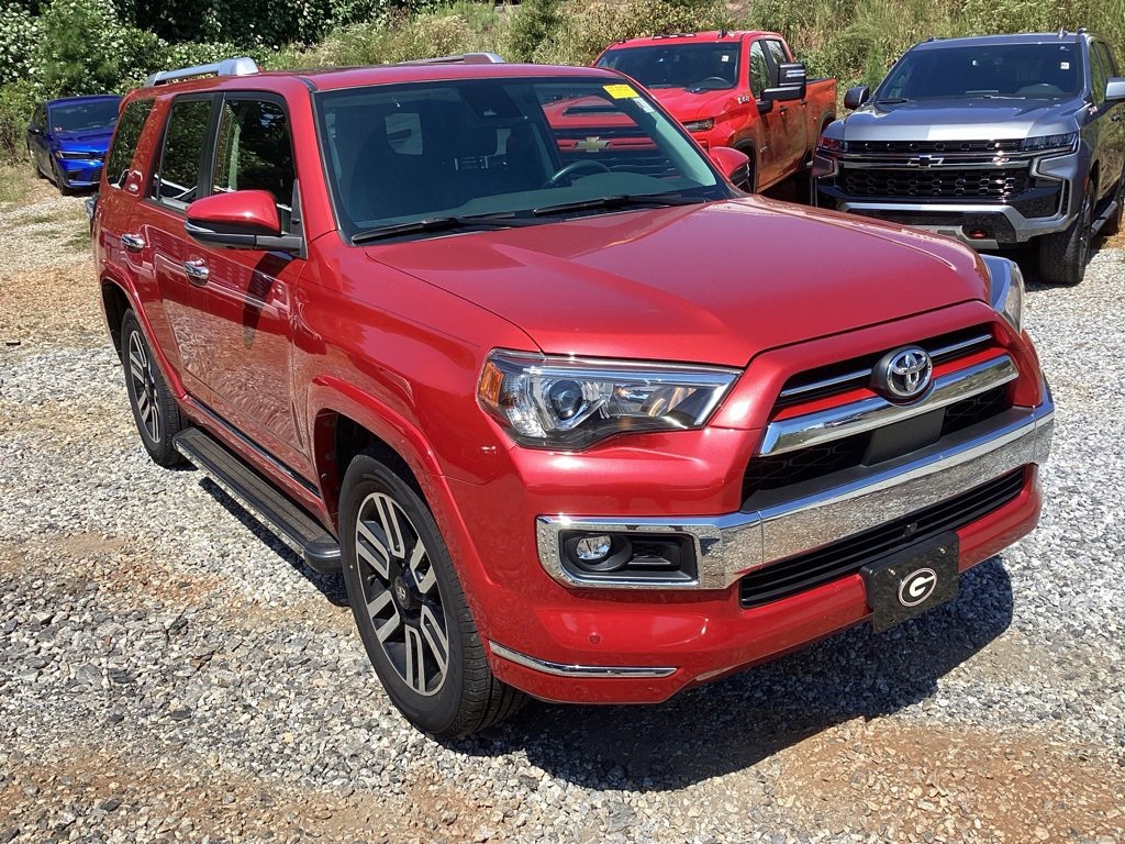 2022 Toyota 4Runner Limited photo 2