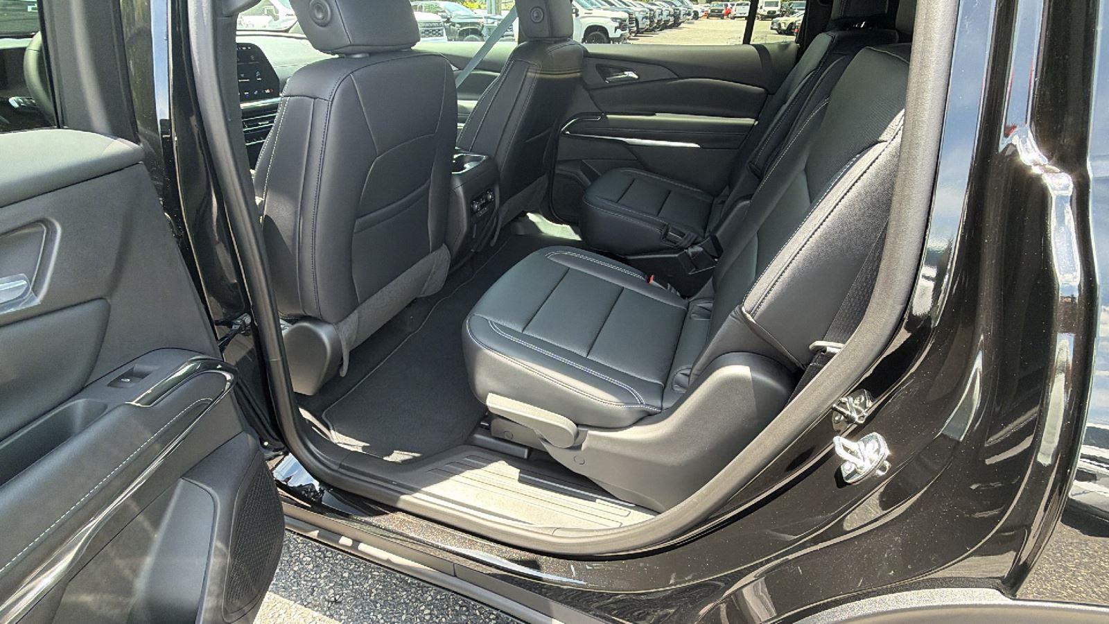 2026 Chevrolet Traverse LT - Photo 16
