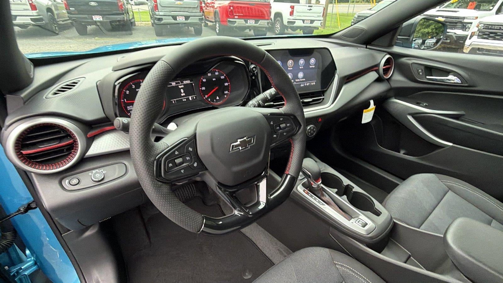 2026 Chevrolet Trax RS - Photo 19