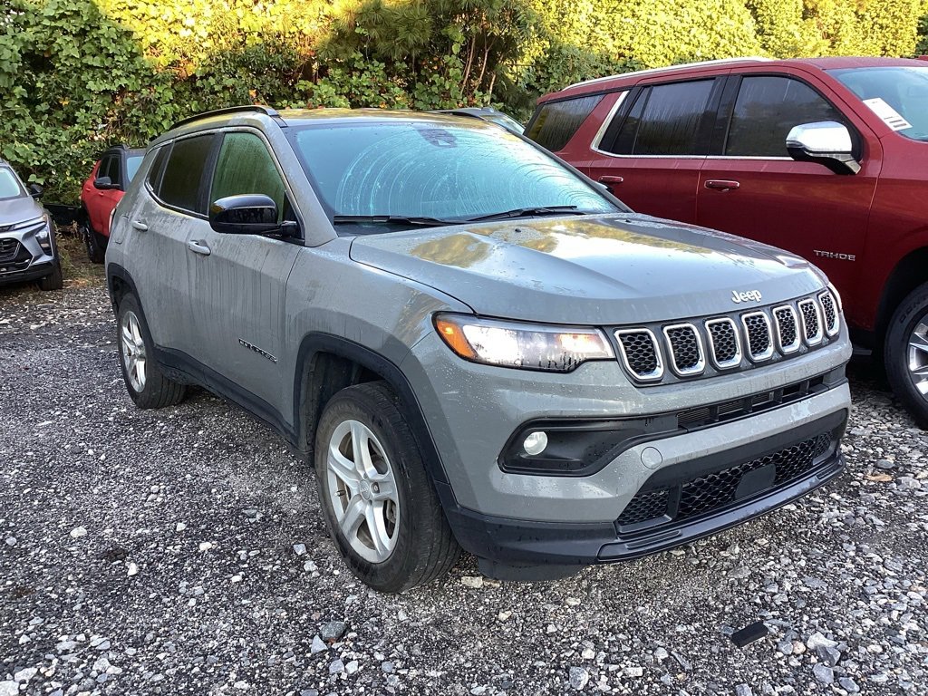 2024 Jeep Compass North Edition Latitude photo 2