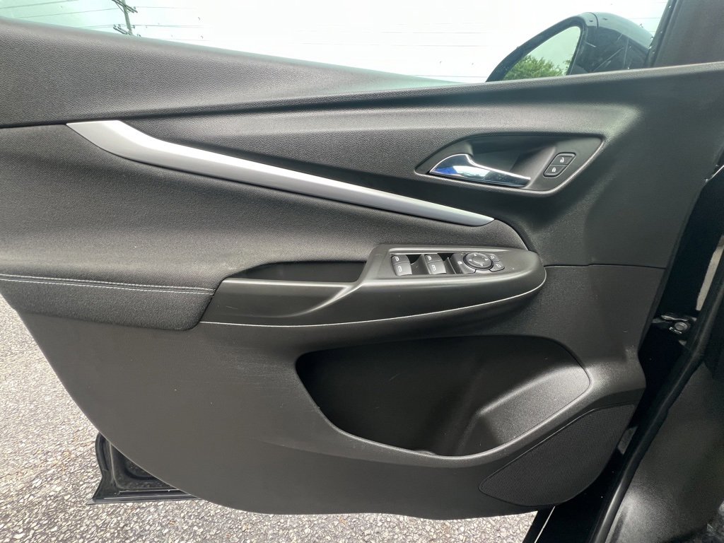 Certified 2023 Chevrolet Bolt EUV LT with VIN 1G1FY6S01P4137379 for sale in Cumming, GA