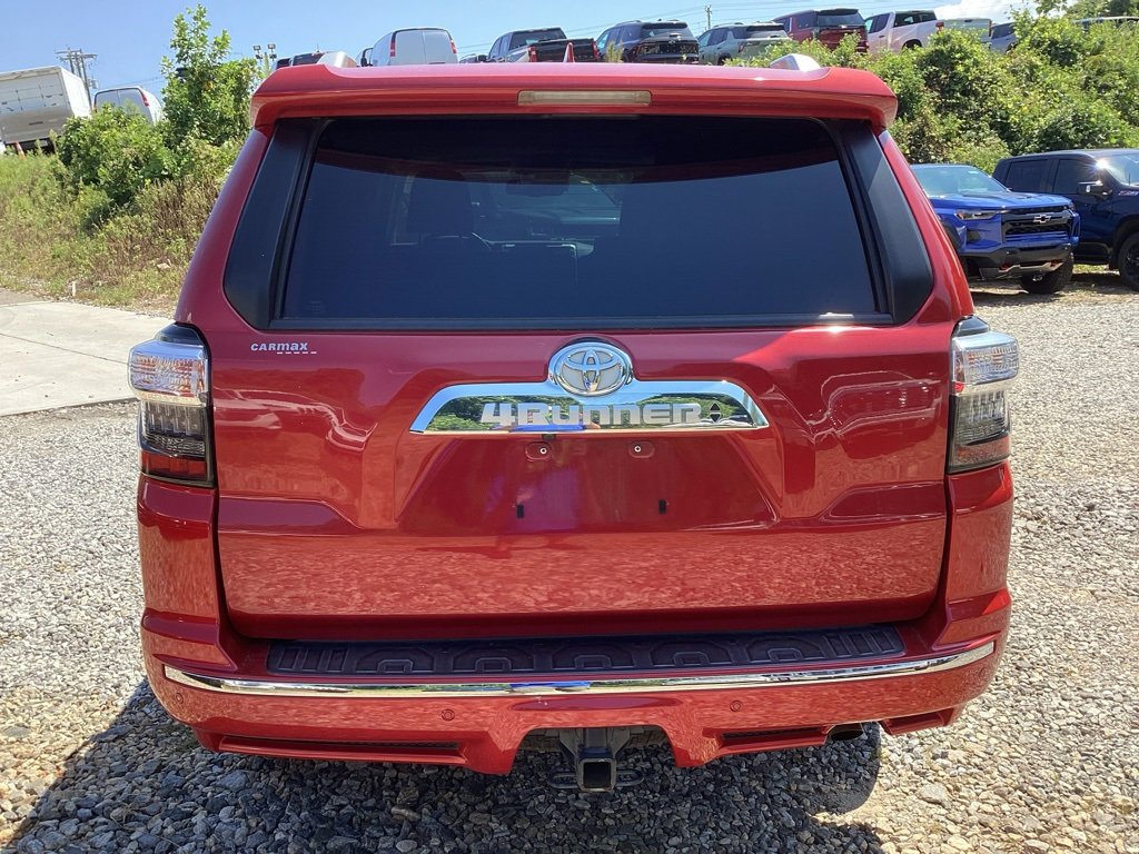 2022 Toyota 4Runner Limited photo 3