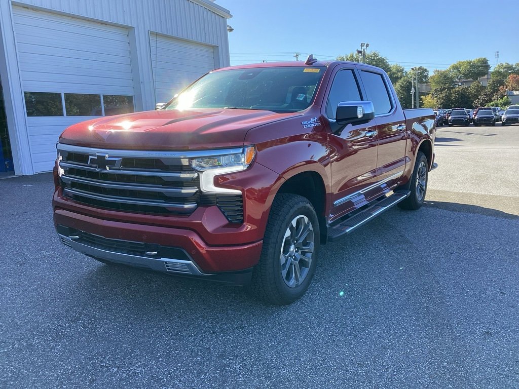 2025 Chevrolet Silverado 1500 High Country photo 2