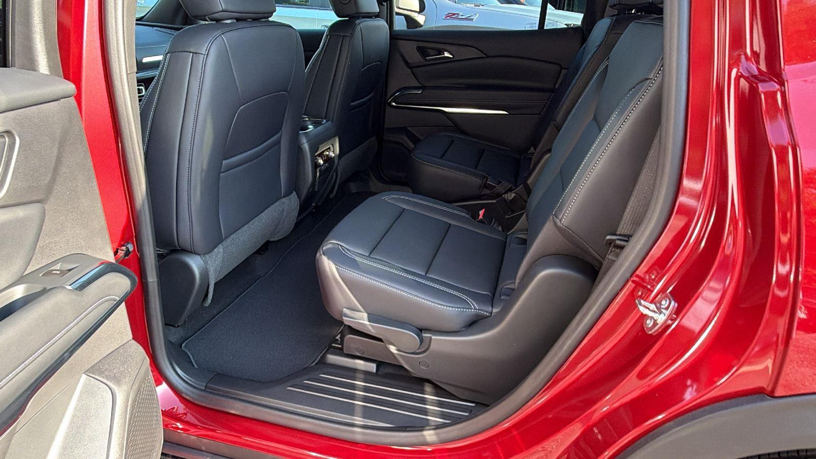 2026 Chevrolet Traverse LT - Photo 17