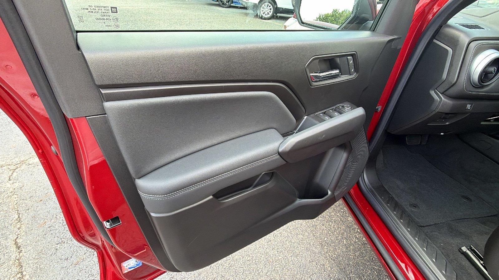 2026 Chevrolet Colorado LT - Photo 14
