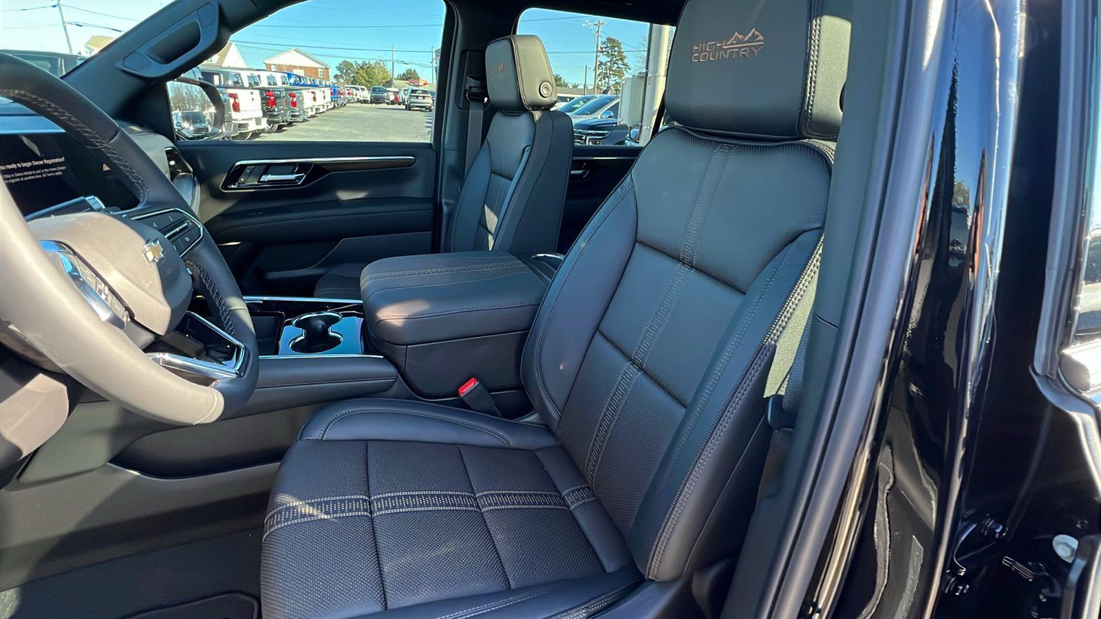2026 Chevrolet Suburban High Country - Photo 15
