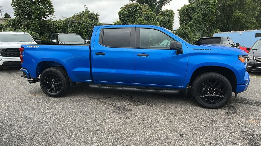 New 2025 Chevrolet Silverado 1500 Custom Truck