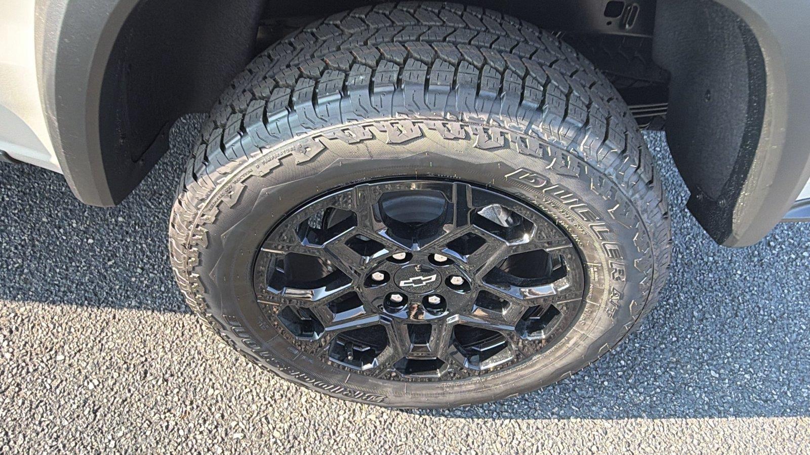 2026 Chevrolet Colorado Trail Boss - Photo 12