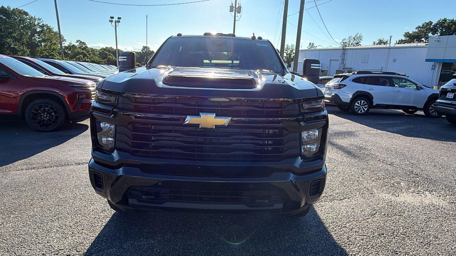 2026 Chevrolet Silverado 2500 HD Custom - Photo 6