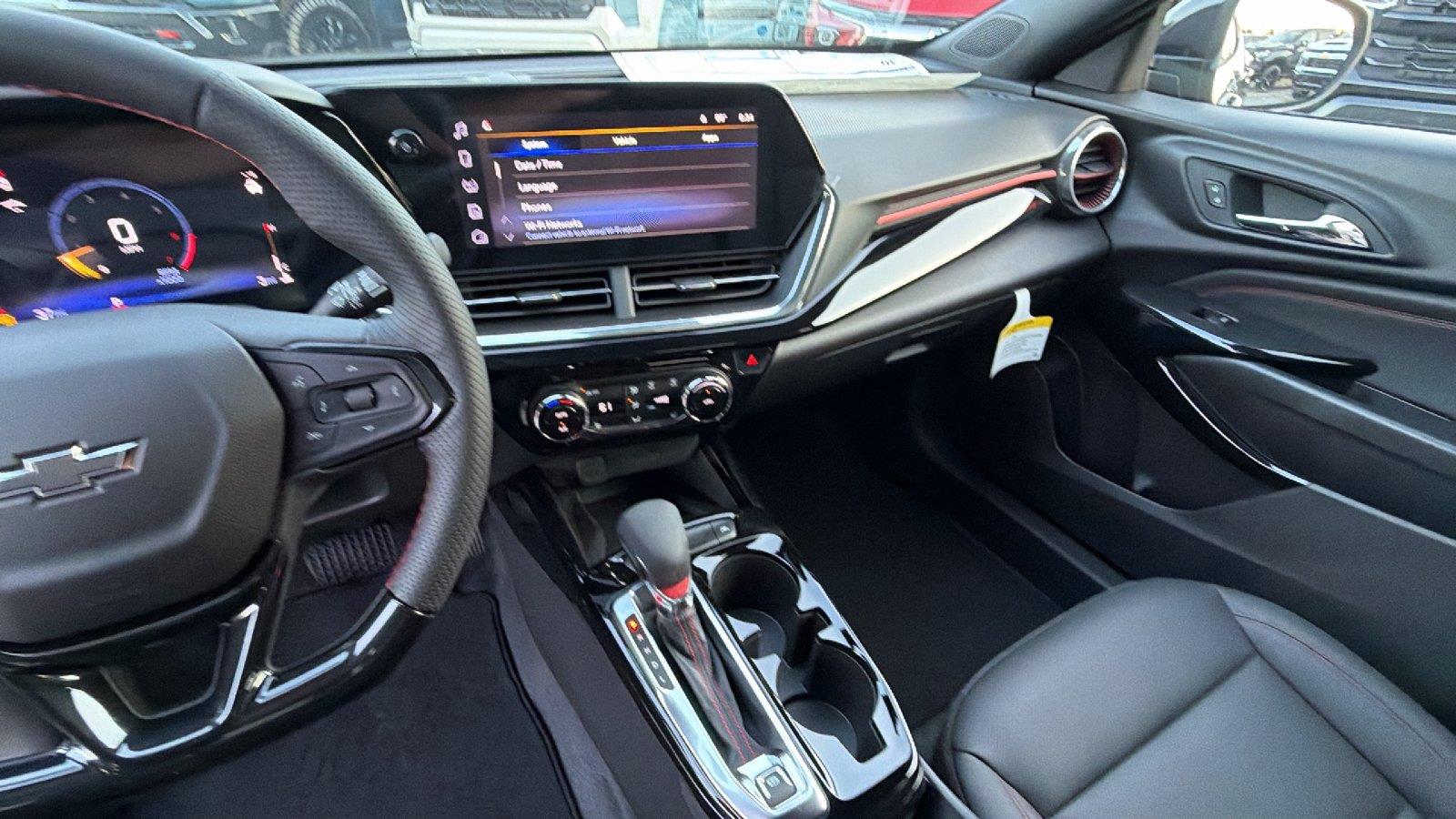 2026 Chevrolet Trax RS - Photo 6