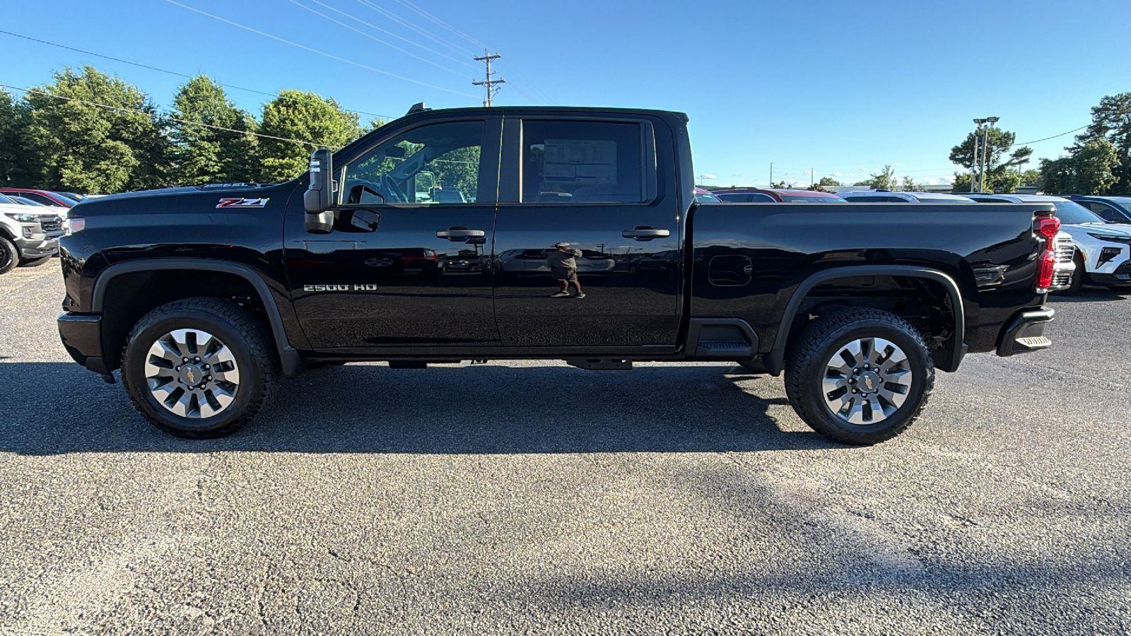 2026 Chevrolet Silverado 2500 HD Custom - Photo 12