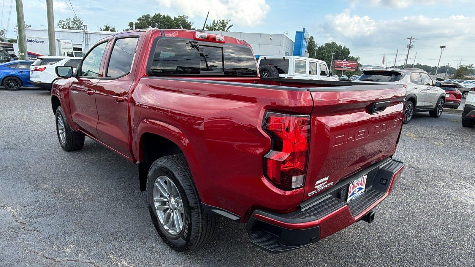 2026 Chevrolet Colorado LT - Photo 10