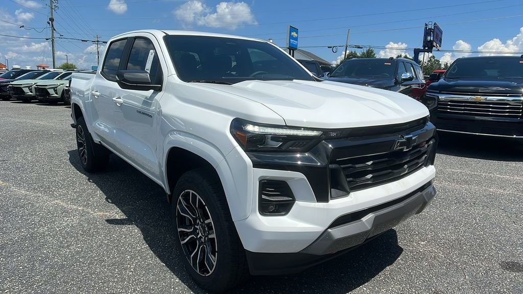 New 2025 Chevrolet Colorado Z71 Truck