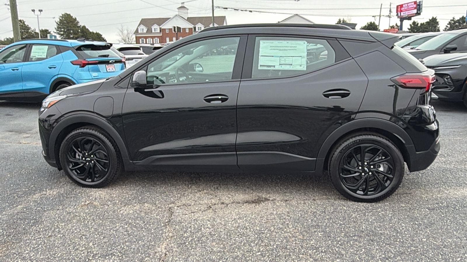 2027 Chevrolet Bolt RS - Photo 8